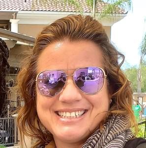 Meet your Posher, Deanna